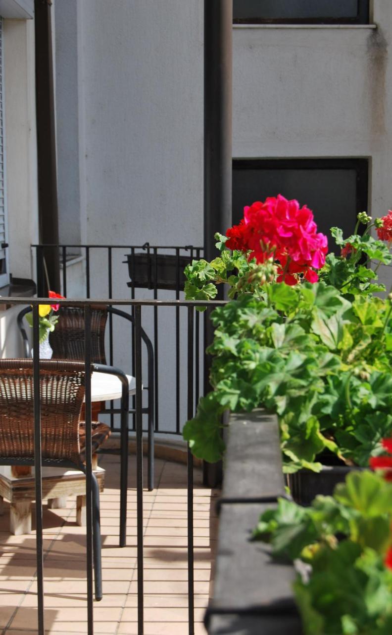 Vila Delfin Ohrid Exterior photo