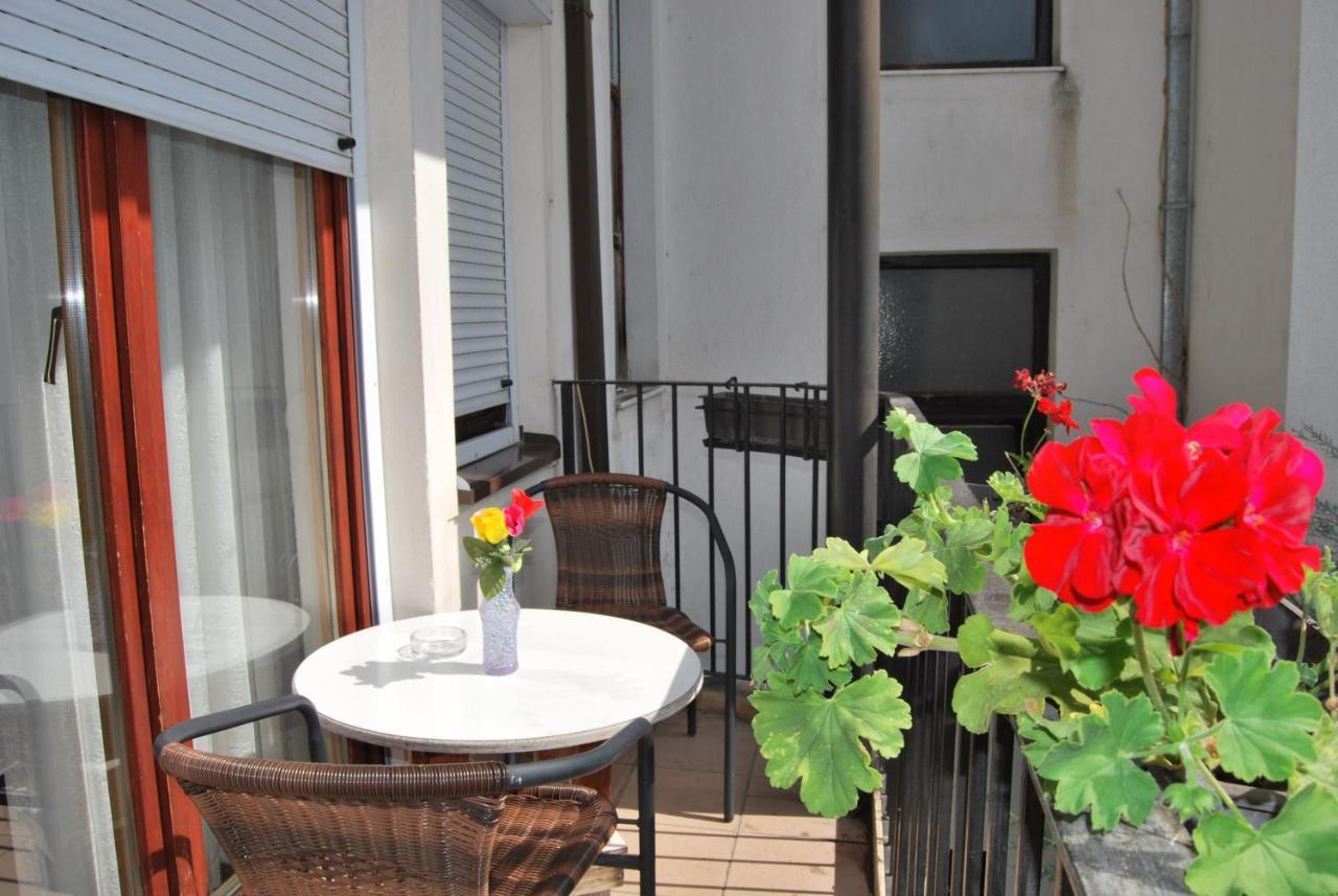 Vila Delfin Ohrid Exterior photo