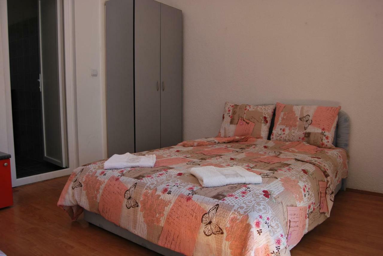 Vila Delfin Ohrid Exterior photo